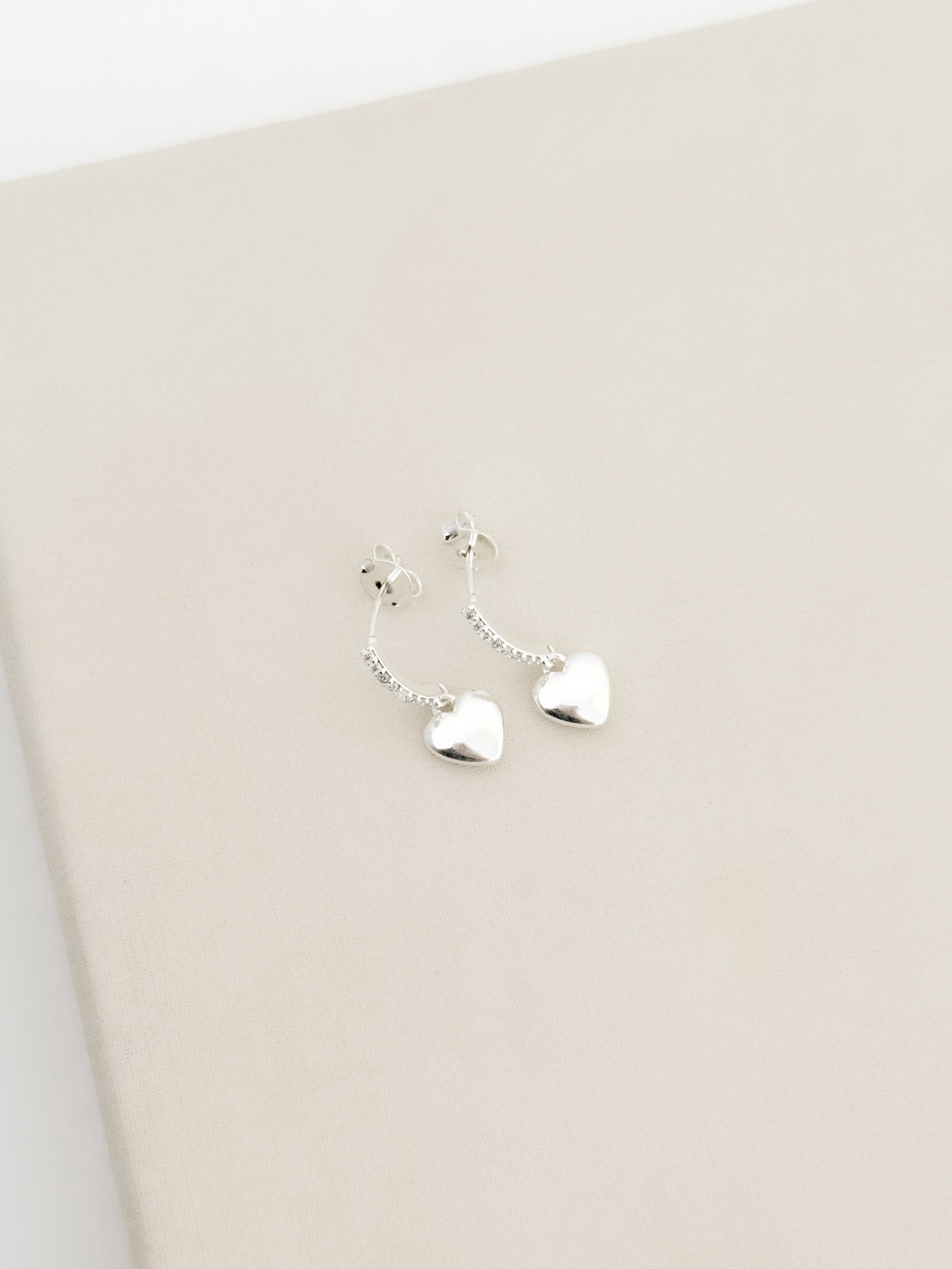 Brinco Argolinha Cristal Coração